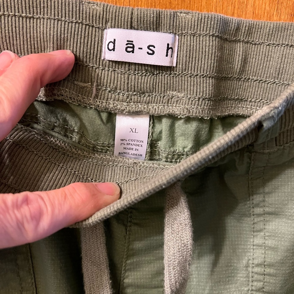 Capris - Picture 2 of 6